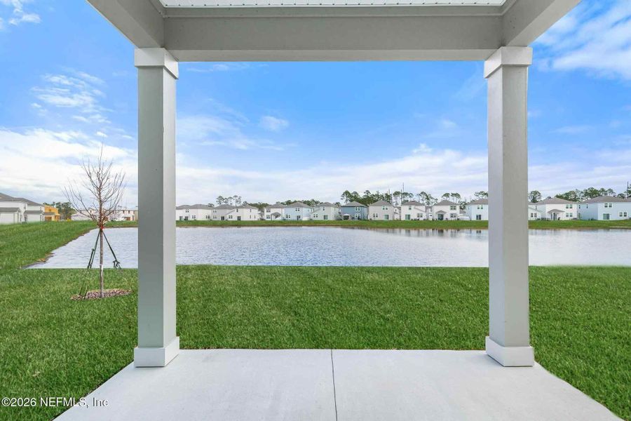 Exterior details and patio area of a home in , Jacksonville (Image 3).