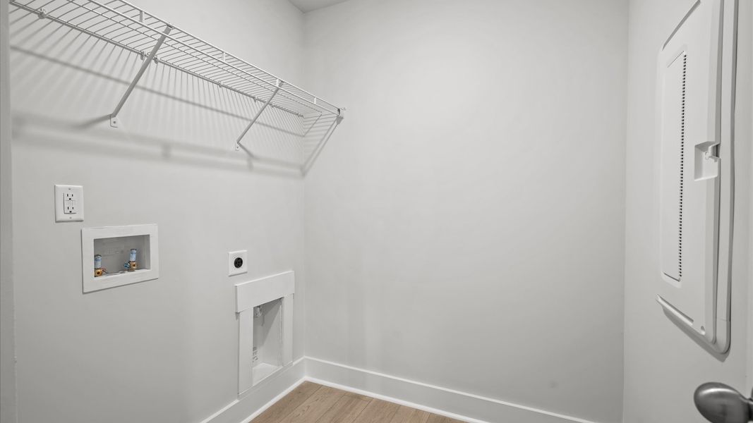 Furnished interior view inside a new home in Wells Crossing, Seneca (Image 30).