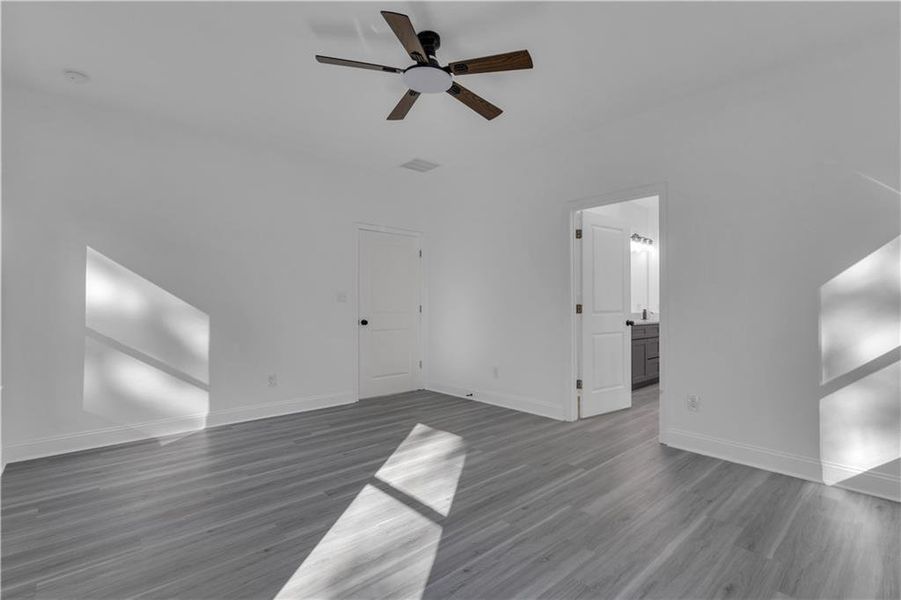 Spacious, unfurnished interior of a new home in , Fairburn (Image 37).