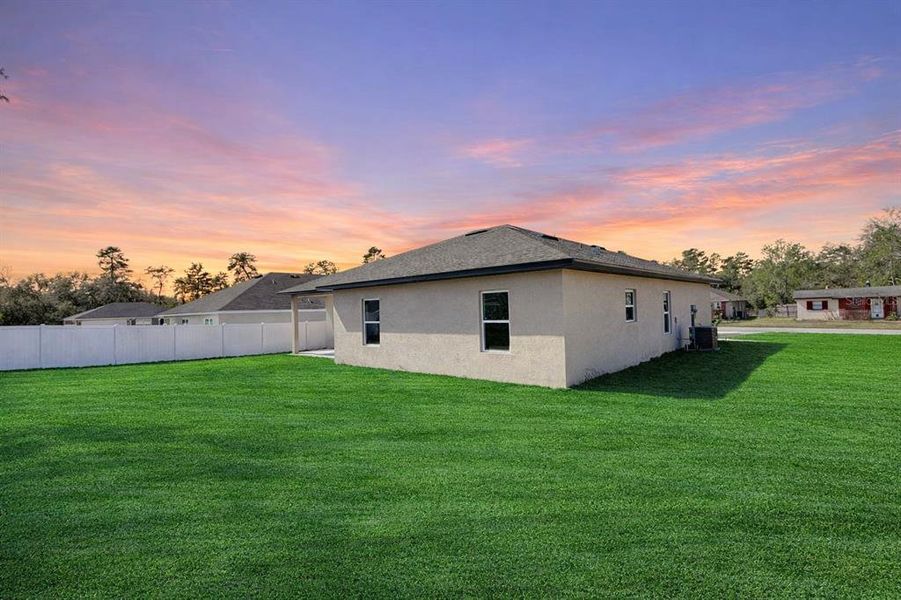 Exterior details and patio area of a home in , Ocala (Image 4).
