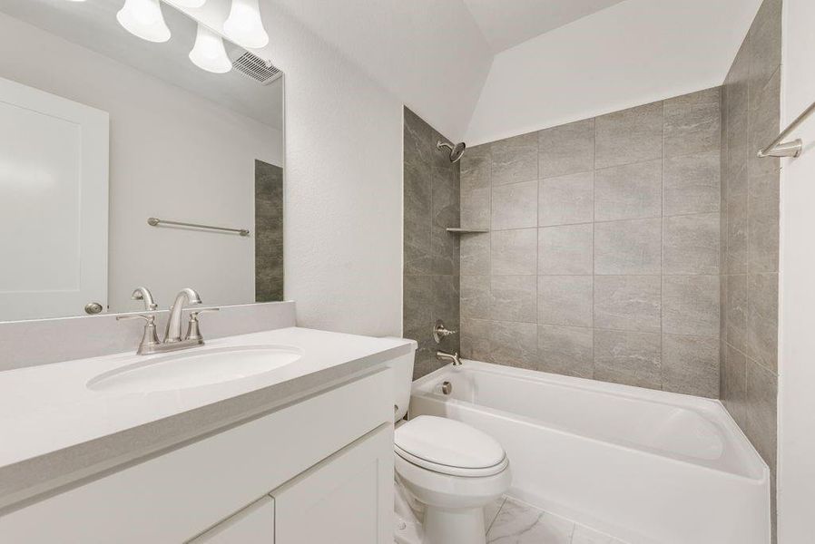 Furnished interior view inside a new home in , Wylie (Image 8).