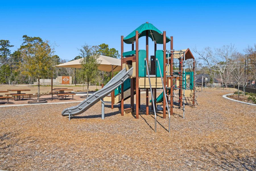 Community amenities in , Crosby (Image 15).