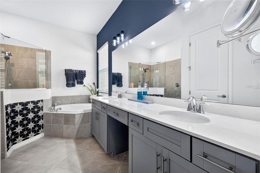 Furnished interior view inside a new home in , Venice (Image 30).