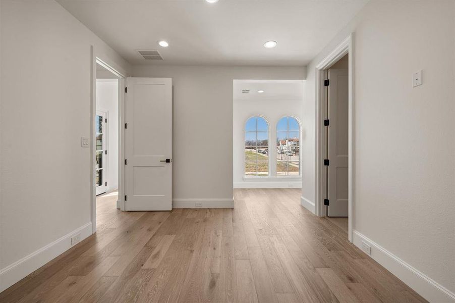 Upstairs bedroom Upstairs bedroom