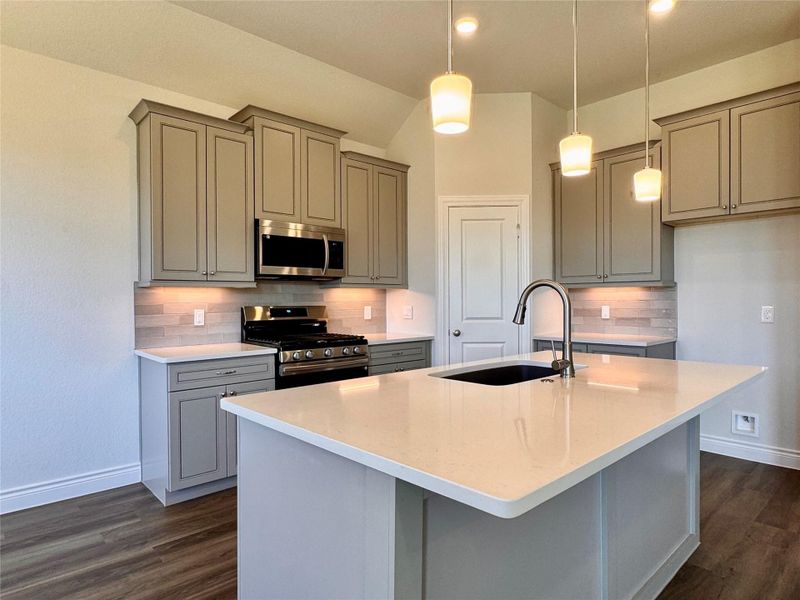 Furnished interior view inside a new home in Lexington Heights, Willis (Image 5). Furnished interior view inside a new home in Lexington Heights, Willis (Image 5).