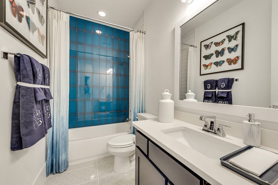 Representative furnished interior of a home built from the Grand Heritage by Grand Homes in Grand Oaks, Celina (Image 15).