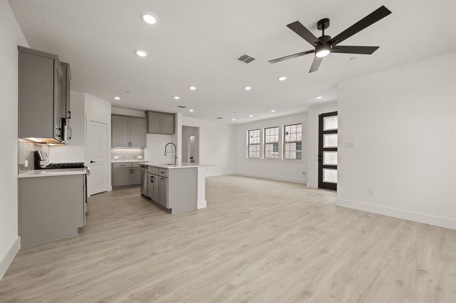 This fantastic open concept floor plan offers a classically designed home that provides the 'WOW' factor you have been searching for!