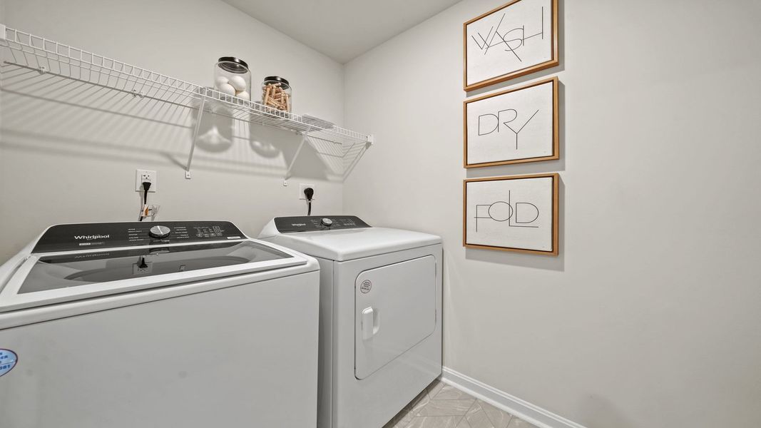 Close-up of interior finishes inside a home in Tooley Harbor, Elizabeth City (Image 18).
