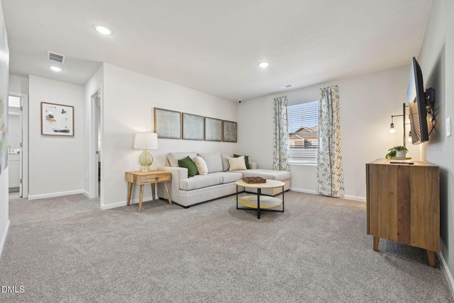 20-web-or-mls-Raleigh - River Glen - 74