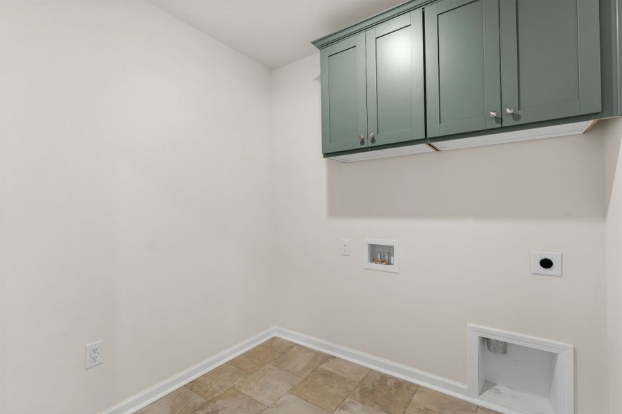 Spacious, unfurnished interior of a new home in Fairview Falls, Chesnee (Image 22).