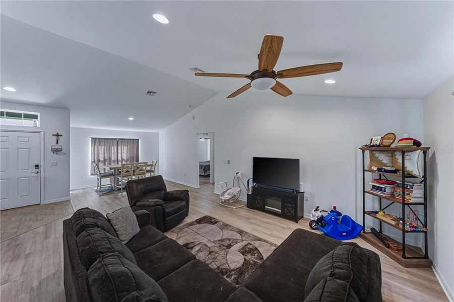 Furnished interior view inside a new home in , Sebring (Image 37).