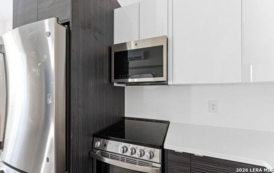 Close-up of interior finishes inside a home in , San Antonio (Image 20).