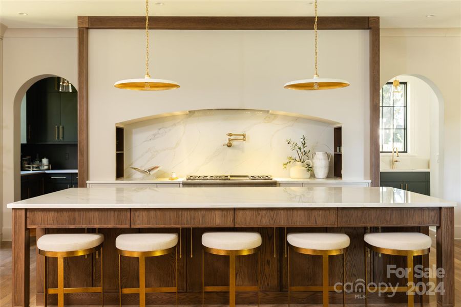 HUGE Quartz Island Countertop - Room for 5 stools