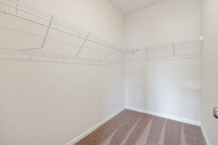 Spacious, unfurnished interior of a new home in Dove Hollow, Chesnee (Image 22).