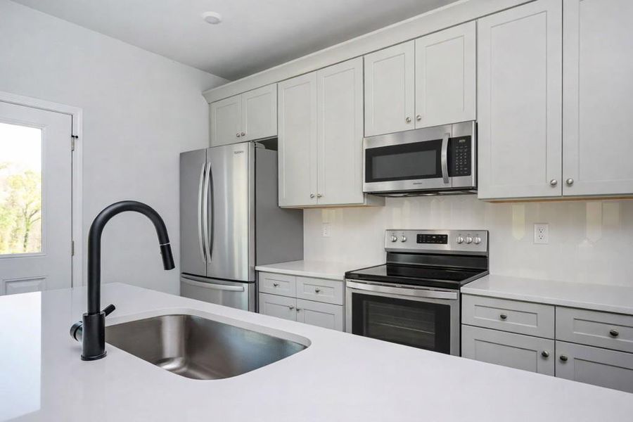 Image 27 of a home in .