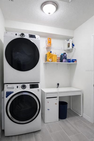 Furnished interior view inside a new home in Waterleigh, Winter Garden (Image 7).