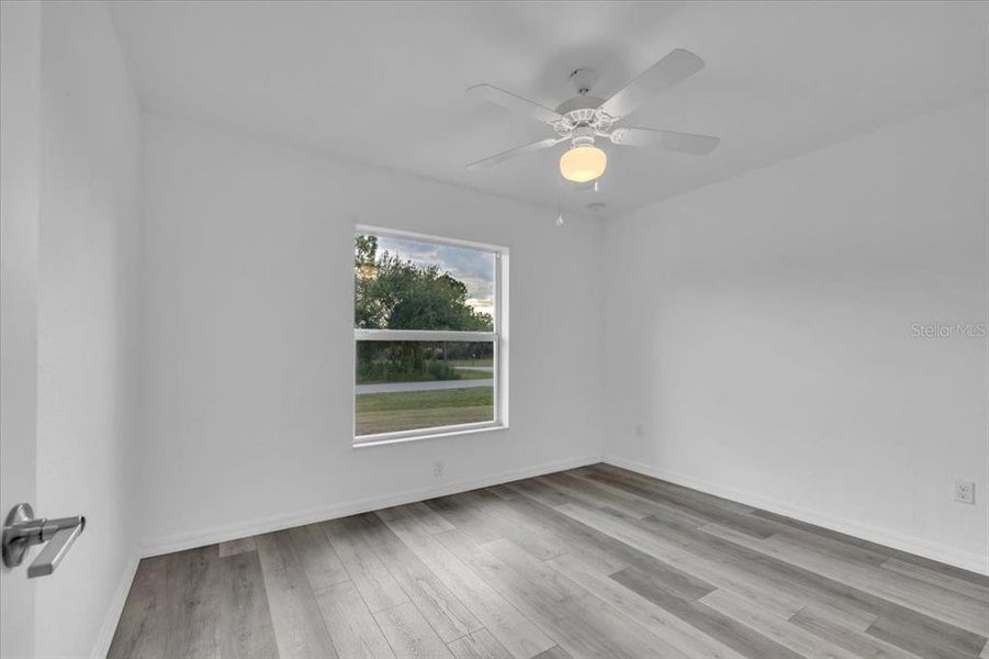 Spacious, unfurnished interior of a new home in , Punta Gorda (Image 28).