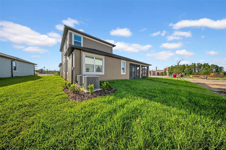 Exterior details and patio area of a home in , Wesley Chapel (Image 28).