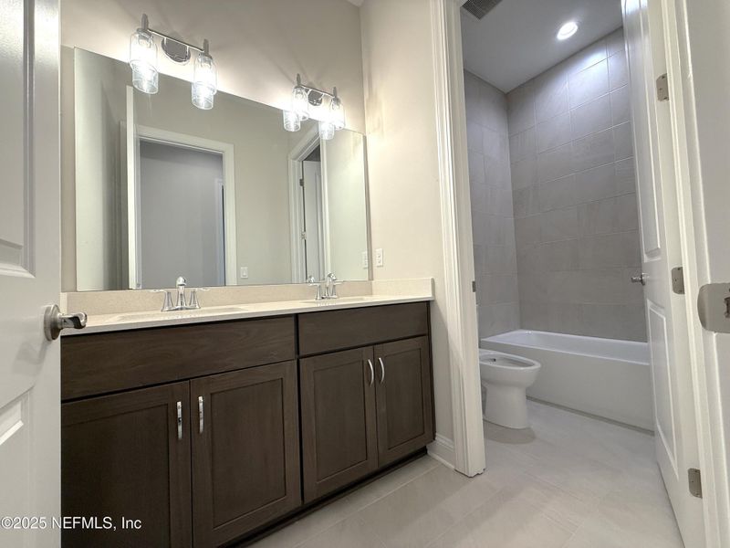 Furnished interior view inside a new home in Madeira, St. Augustine (Image 10).