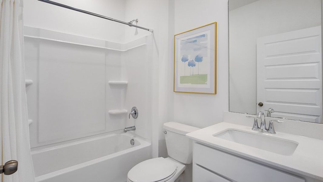 1429 Drake Bath2 F1 Base2 9 22 25