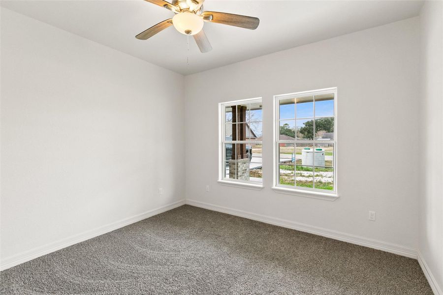 Spacious, unfurnished interior of a new home in , Brazoria (Image 19).