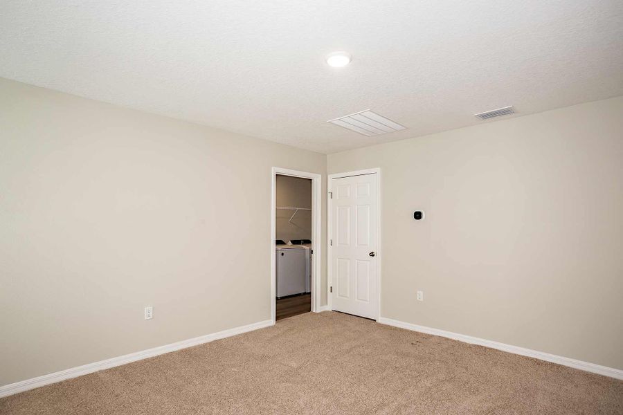Spacious, unfurnished interior of a new home in Pasadena Ridge, Dade City (Image 24). Spacious, unfurnished interior of a new home in Pasadena Ridge, Dade City (Image 24).