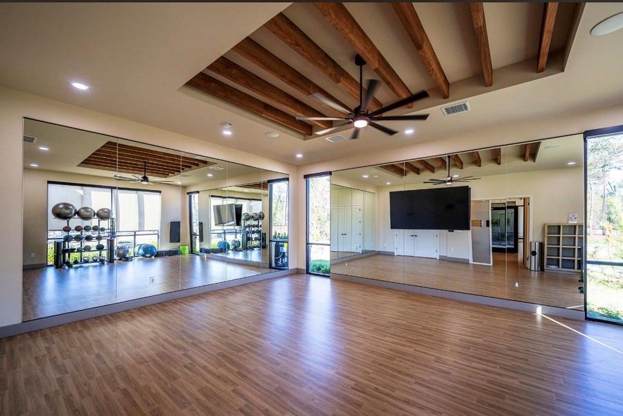 Community amenities in The Highlands, Porter (Image 37).