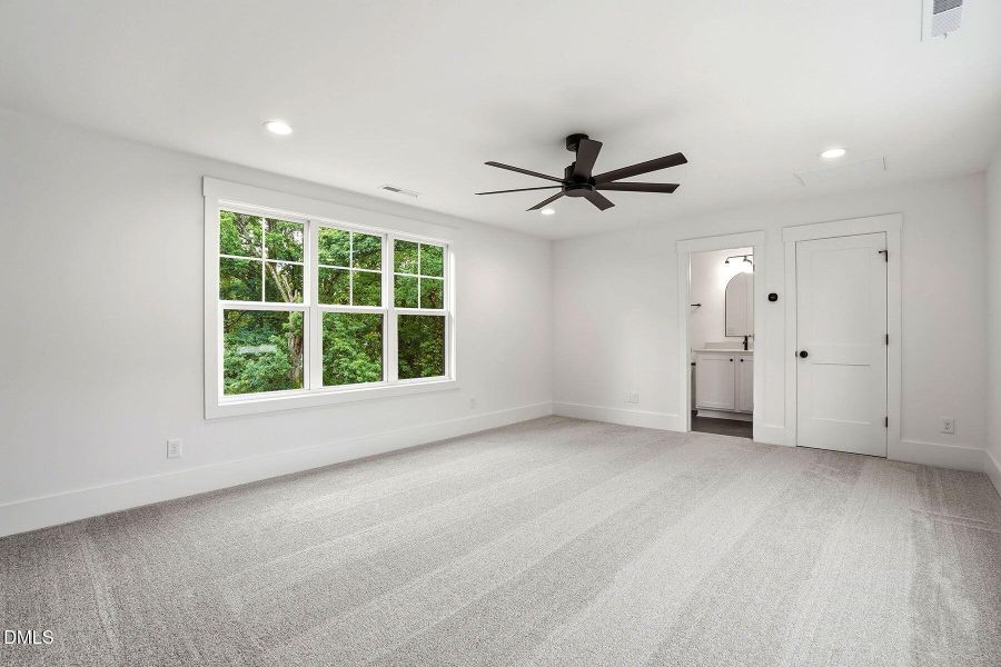 26-web-or-mls-502 W Chatham Dr-114 26-web-or-mls-502 W Chatham Dr-114