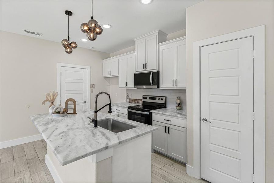 Furnished interior view inside a new home in , Granbury (Image 15). Furnished interior view inside a new home in , Granbury (Image 15).