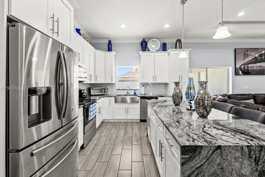 Furnished interior view inside a new home in , Port St. Lucie (Image 14).