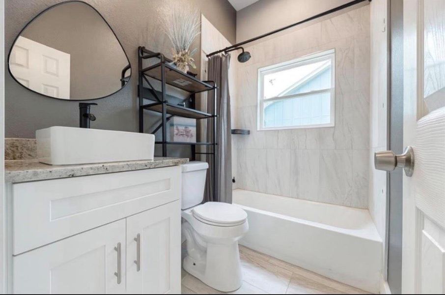 Furnished interior view inside a new home in , San Leon (Image 5).