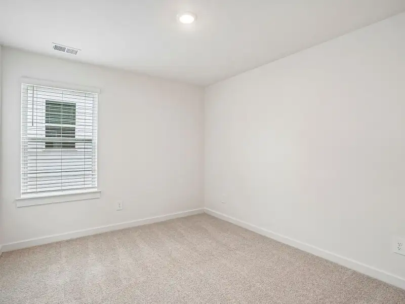 Spacious, unfurnished interior of a new home in Crestview - Ridge Series, Hermitage (Image 15).
