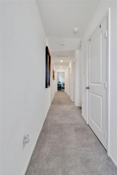 Spacious, unfurnished interior of a new home in Tavola, New Caney (Image 20).
