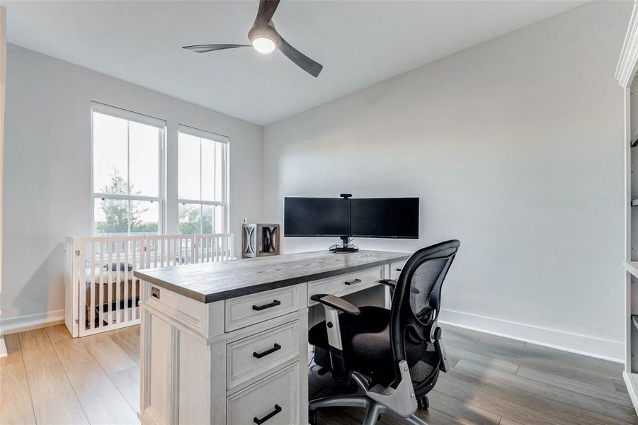 Furnished interior view inside a new home in , Fulshear (Image 31). Furnished interior view inside a new home in , Fulshear (Image 31).