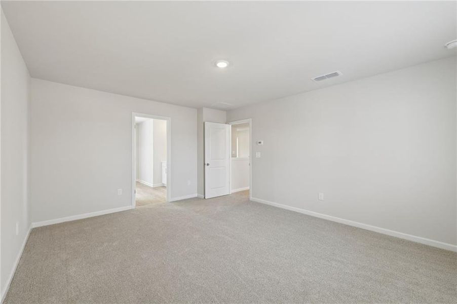 Spacious, unfurnished interior of a new home in Harmony Manor, Fairburn (Image 24).