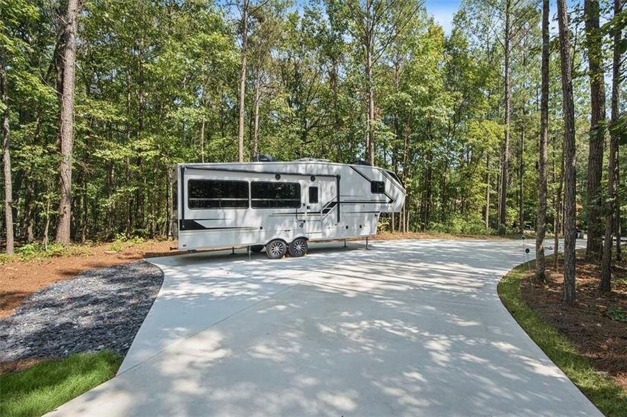 Image 73 of a home in .