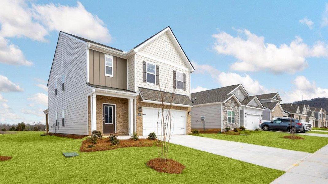 Exterior details and patio area of a home in Harbor Crest, Ooltewah (Image 2).