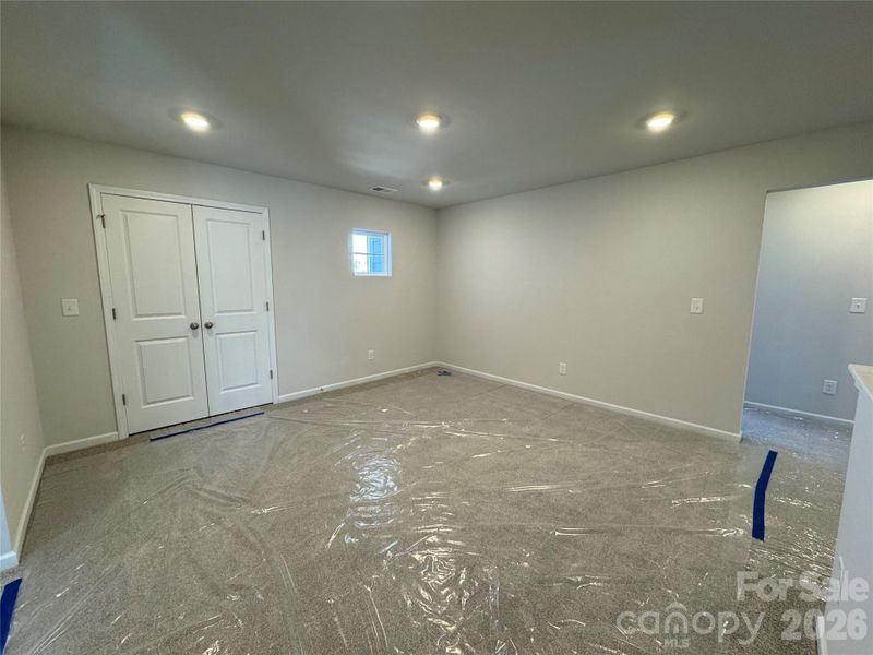 Spacious, unfurnished interior of a new home in McFarland Estates, York (Image 13).