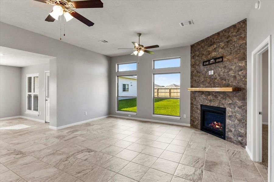 Spacious, unfurnished interior of a new home in , League City (Image 15). Spacious, unfurnished interior of a new home in , League City (Image 15).