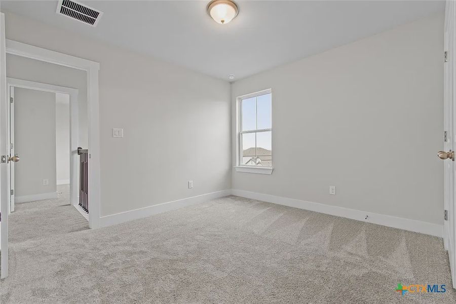 Spacious, unfurnished interior of a new home in Lakeside at Tessera on Lake Travis, Lago Vista (Image 22). Spacious, unfurnished interior of a new home in Lakeside at Tessera on Lake Travis, Lago Vista (Image 22).