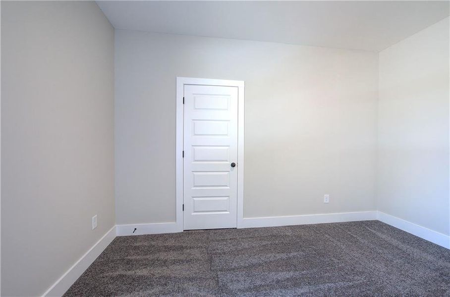 Spacious, unfurnished interior of a new home in , Cartersville (Image 30).
