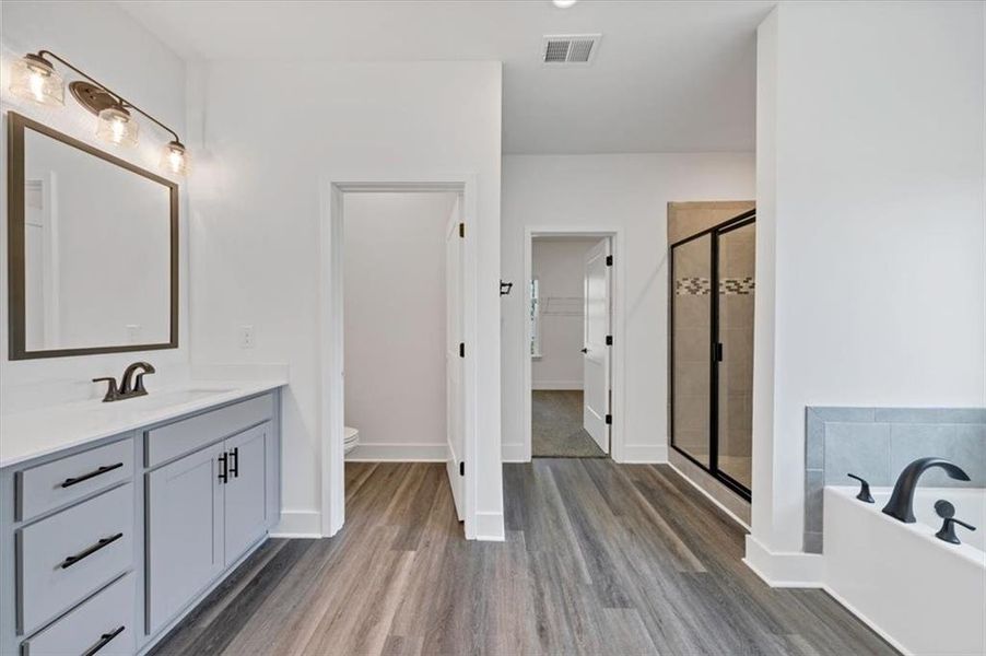 Furnished interior view inside a new home in Tuscany Hills, Douglasville (Image 10).