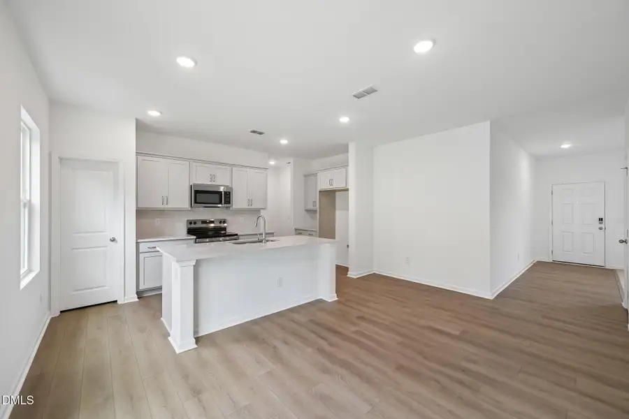 13-web-or-mls-Salers Loop-S1606-013