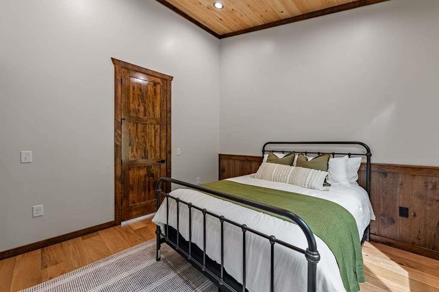 Furnished interior view inside a new home in , Blue Ridge (Image 60).