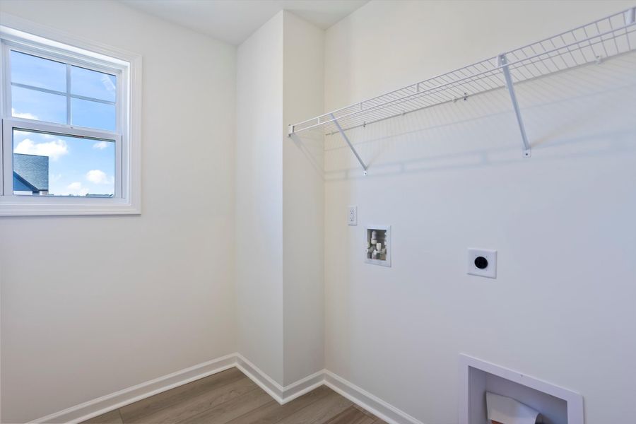 Spacious, unfurnished interior of a new home in Portrait Hills, Aiken (Image 17).