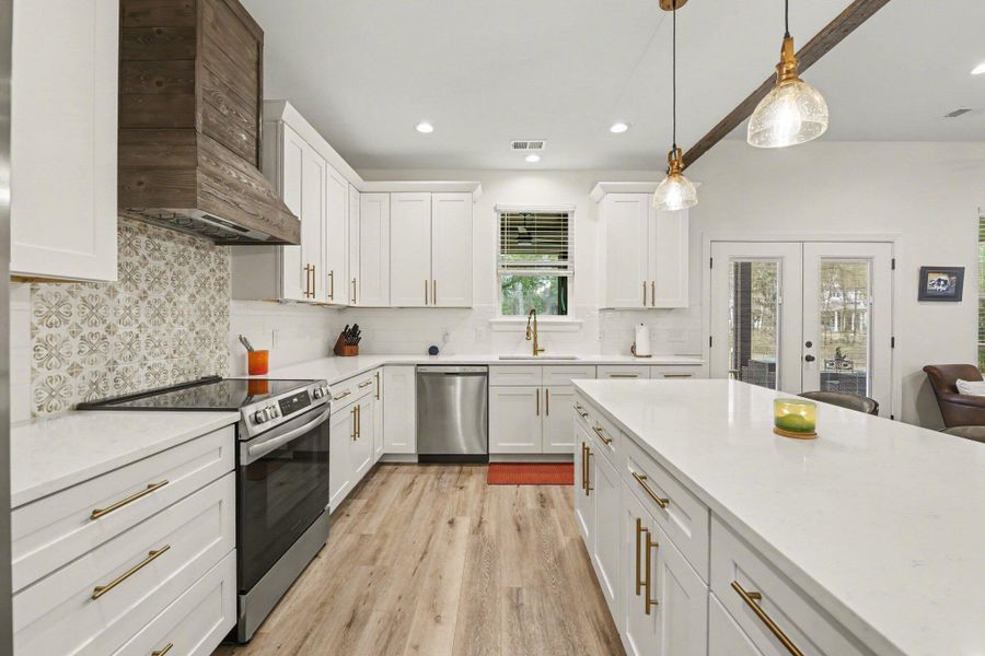 Furnished interior view inside a new home in , Johns Island (Image 14).