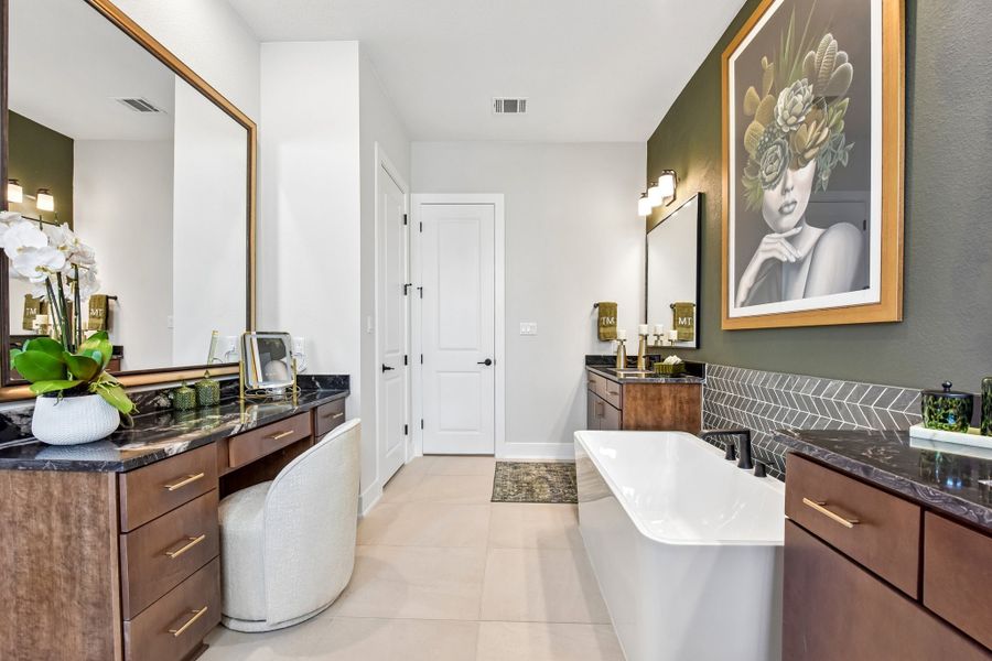 Representative furnished interior of a home built from the Enfield by Taylor Morrison in Village Grove, Dripping Springs (Image 19).