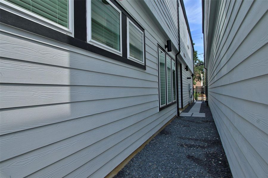 Exterior details and patio area of a home in Shady Acres, Houston (Image 3). Exterior details and patio area of a home in Shady Acres, Houston (Image 3).