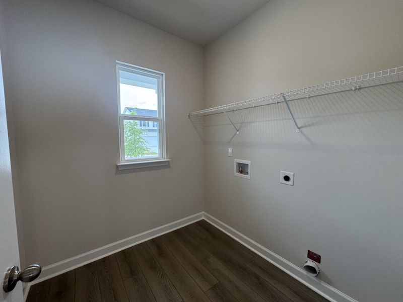 Spacious, unfurnished interior of a new home in Tea Farm, Ravenel (Image 14). Spacious, unfurnished interior of a new home in Tea Farm, Ravenel (Image 14).