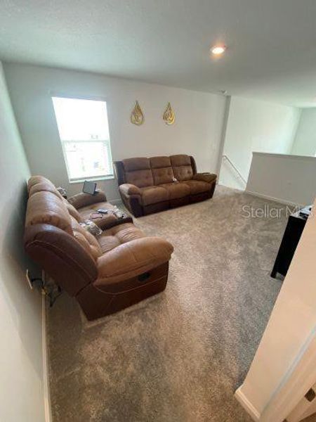 Furnished interior view inside a new home in Storey Creek, Kissimmee (Image 13).